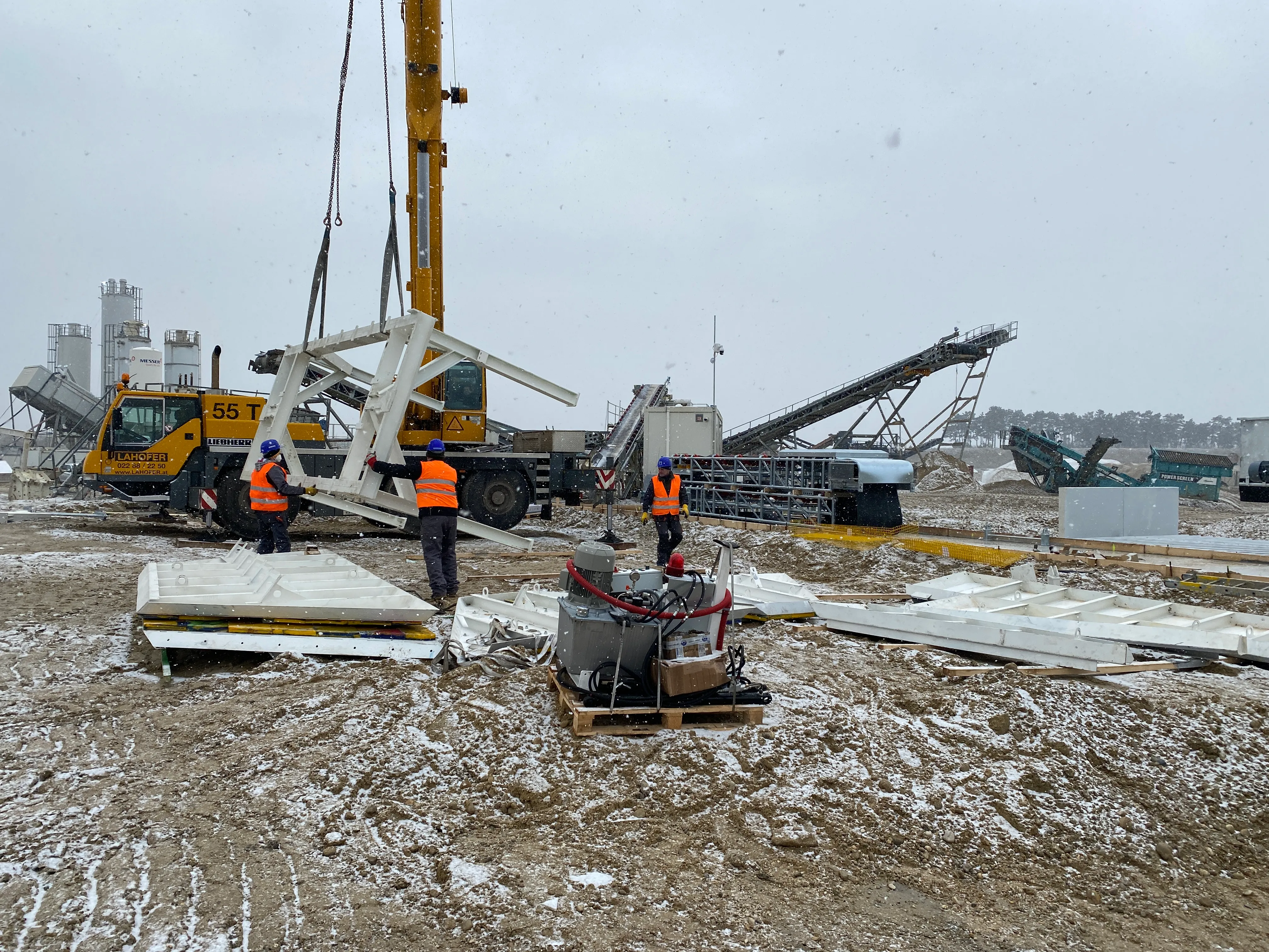 Montáž dopravníka - mechanické práce